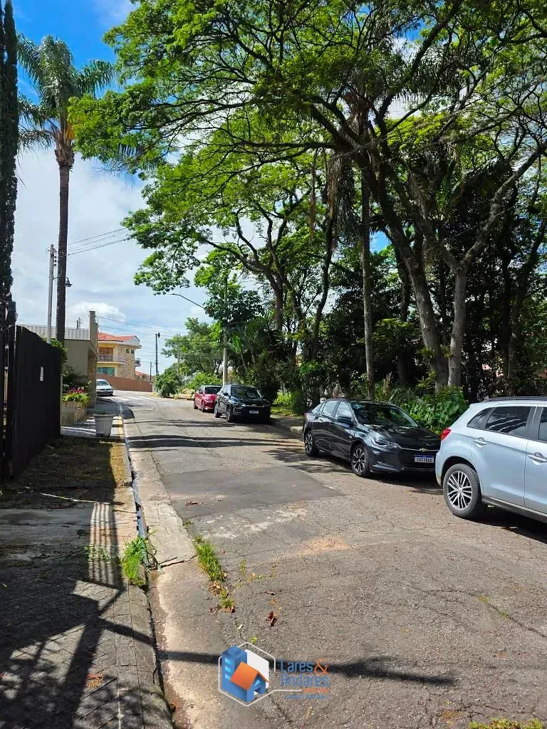 Imagem Casa para venda em Parque São Domingos com 3 quartos, sendo 3 suítes, 405m²