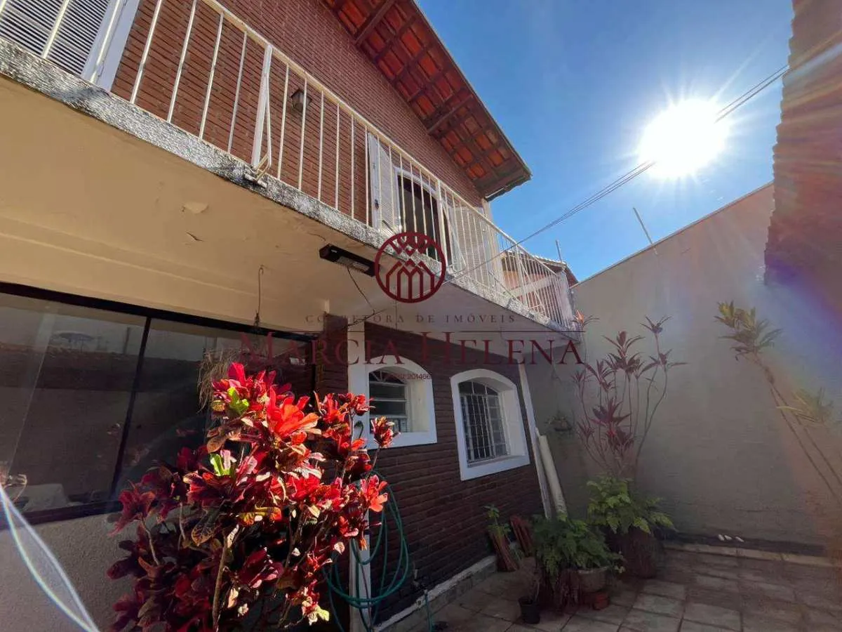 Casa à venda em Campinas, Jardim do Trevo, com 3 quartos, 225m2