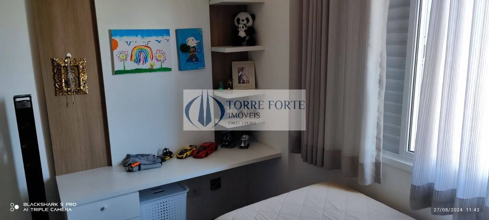 Imagem Apartamento com 4 dormitórios, 1 suíte , 2 vagas de garagem, Vila América