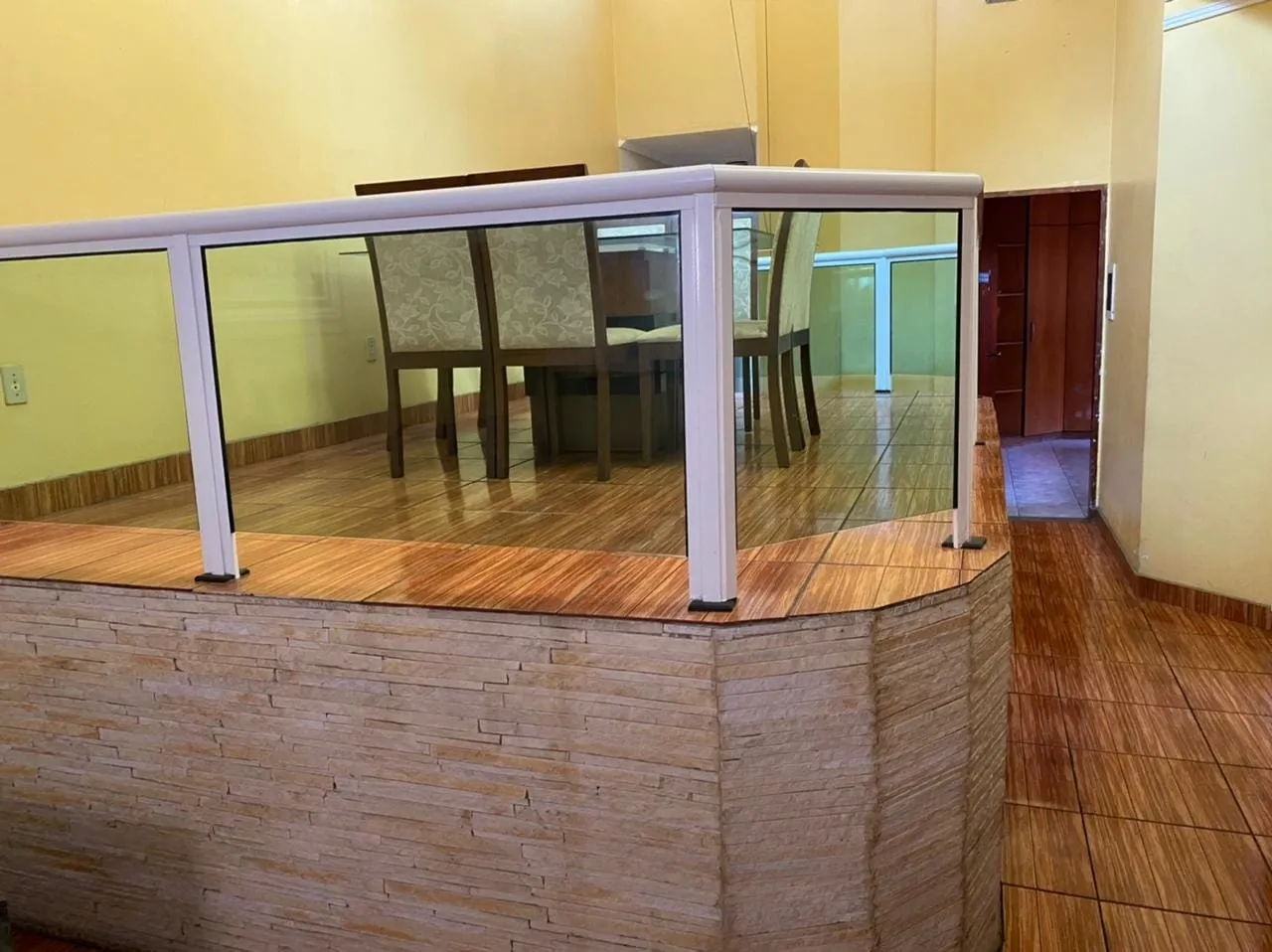 Imagem Casa à venda 4 Quartos, 2 Suites, 6 Vagas, 300M², Jardim Gurilândia, Taubaté - SP