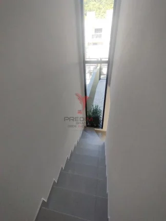 Imagem Casa geminada com Duas Suítes