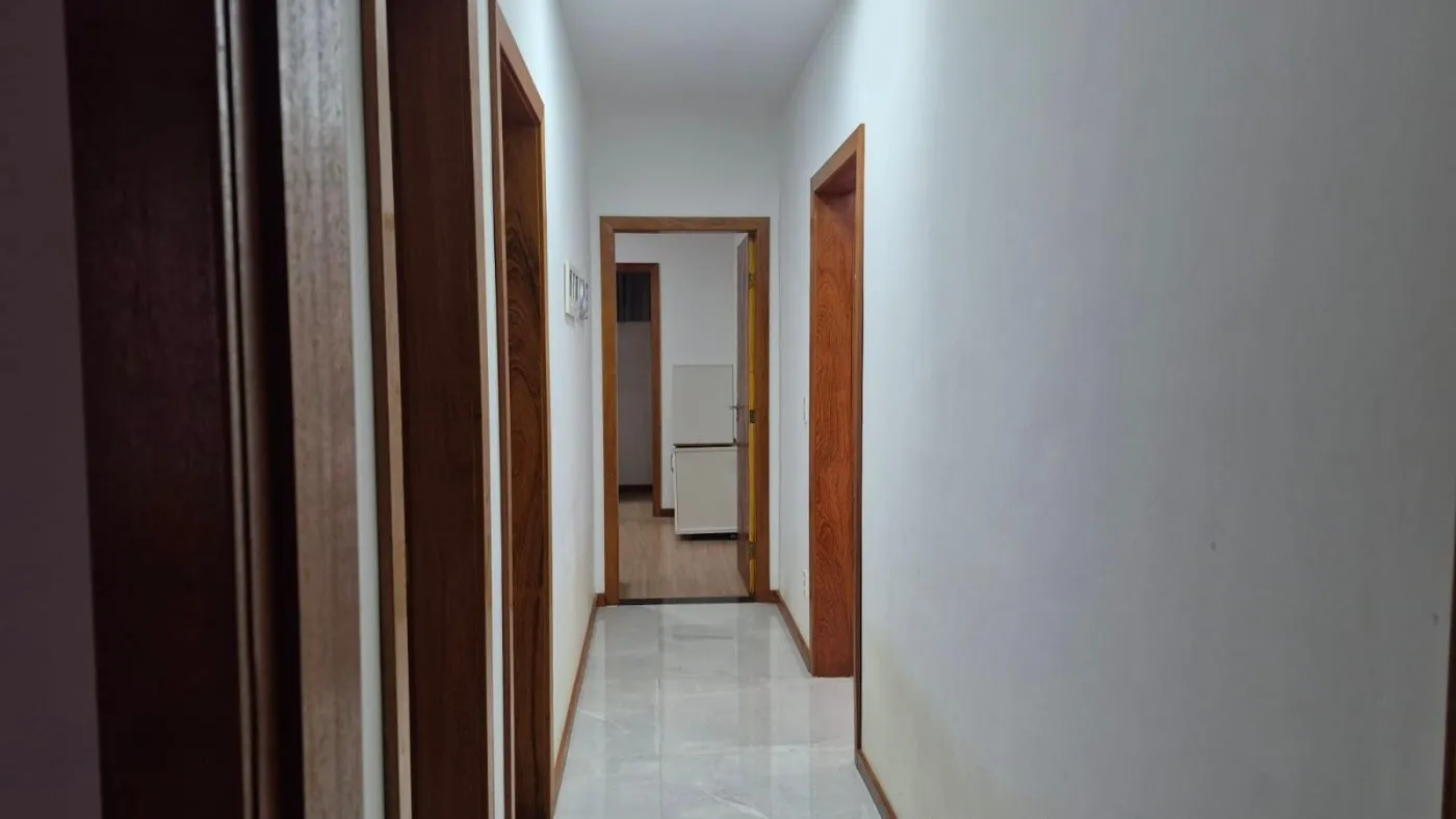 Imagem Casa em Condomínio para Venda em Teresópolis / RJ no bairro Albuquerque