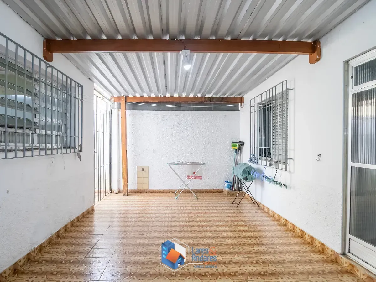 Imagem Sobrado para venda em Chácara Santo Antônio (Zona Sul) com 3 quartos, sendo 1 suíte, 230m²
