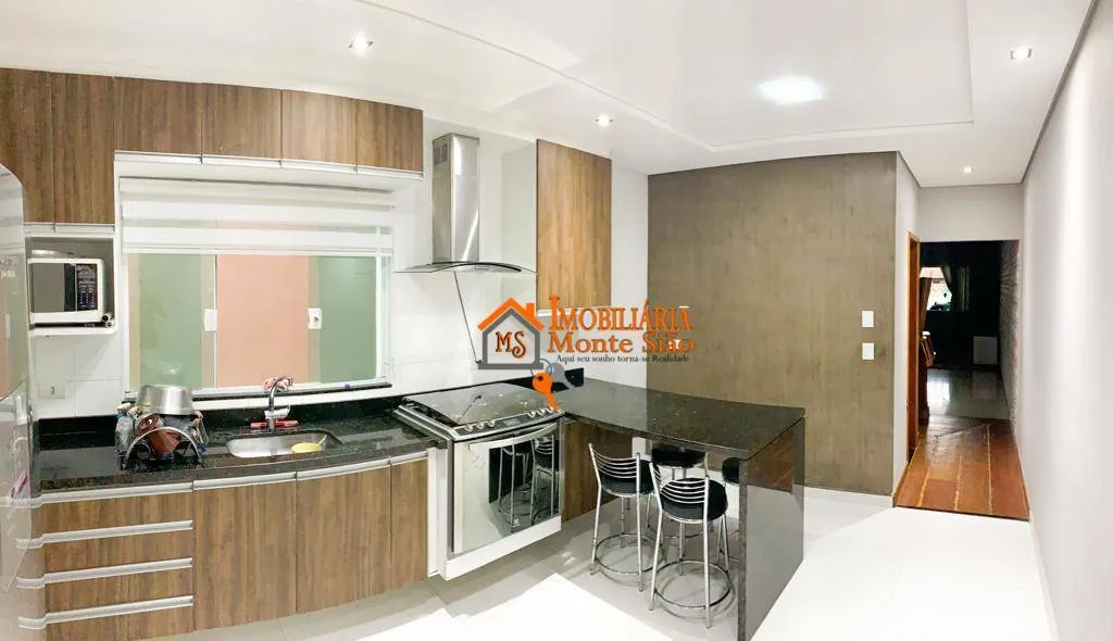 Imagem Sobrado com 4 dormitórios à venda, 287 m² por R$ 933.000,00 - Jardim Adriana - Guarulhos/SP