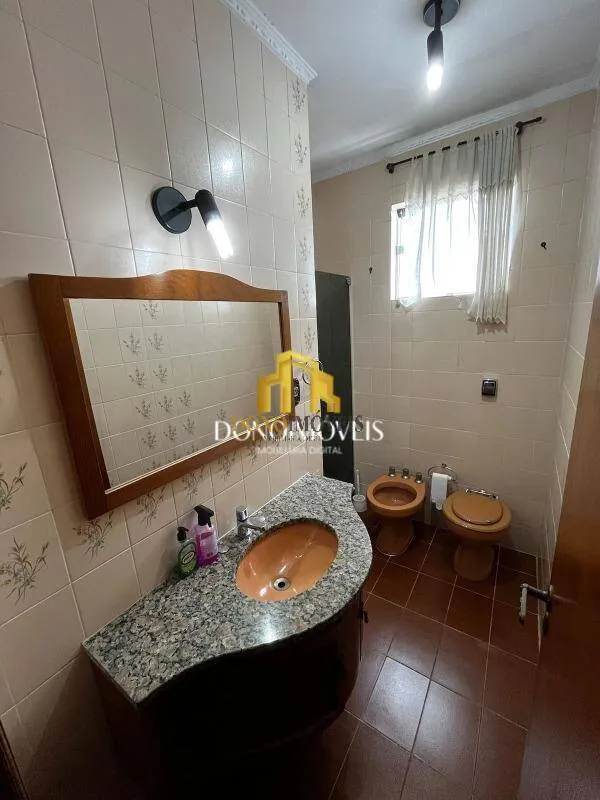 Imagem Casa 218 m² 3 dorms 1 suíte quintal Jardim Bela Vista Santo André