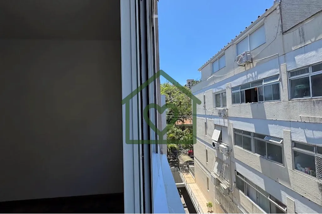 Imagem Se você está em busca de um apartamento aconchegante, 1 dormitorio, reformado e situado em uma loc...