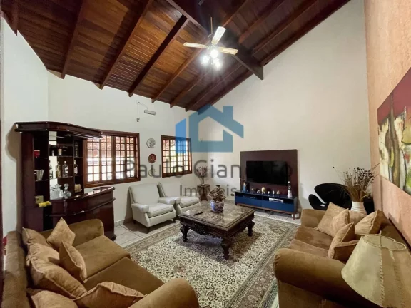 Imagem Casa de Luxo na Chácara dos Lagos Granja Viana