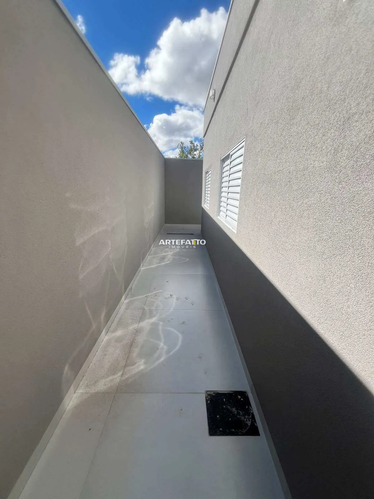 Imagem Casa à venda, Jardim Adelinha, com 3 quartos, 135m2
