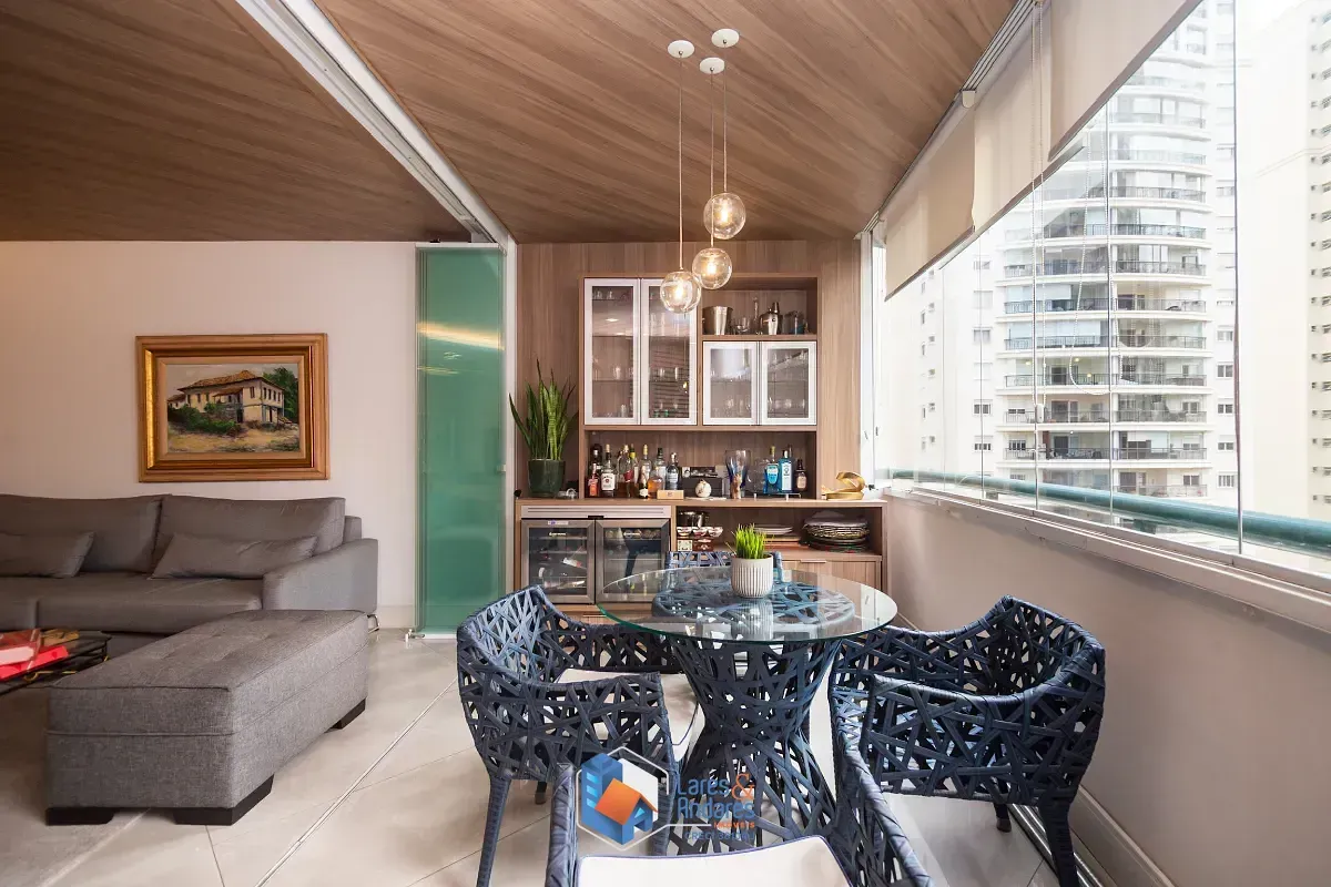 Imagem Apartamento para venda em Moema com 3 quartos, sendo 3 suítes, 121m²