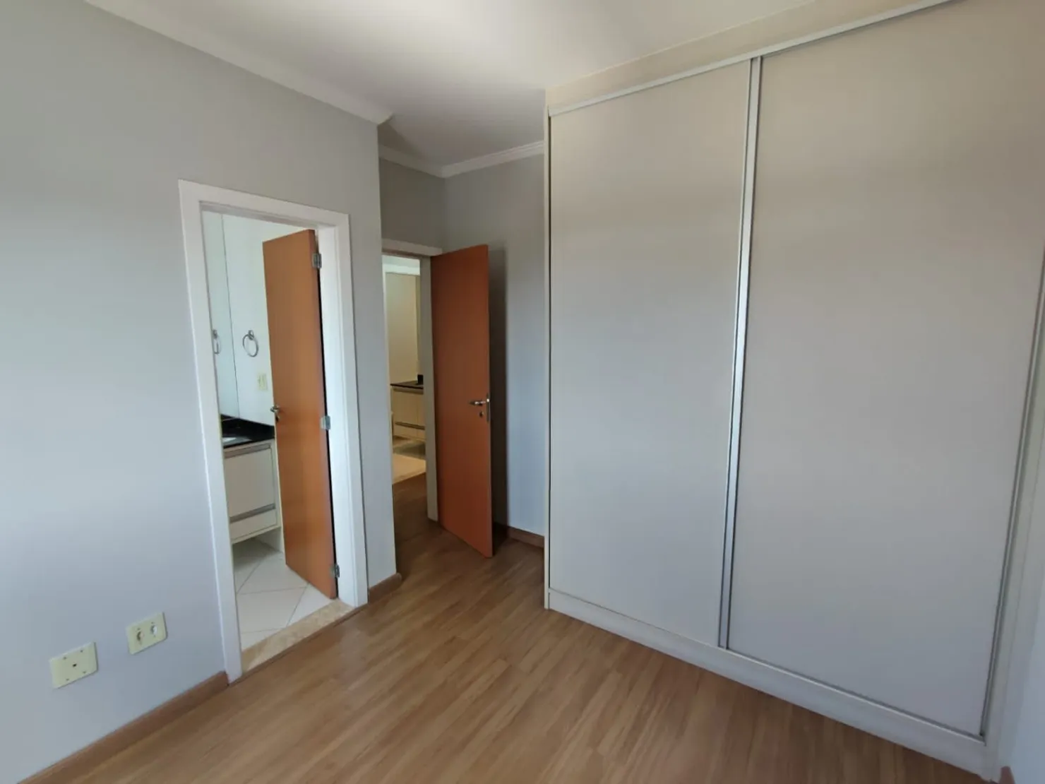 Imagem Apartamento à venda Gran Valle Royal com 3 dormitórios(1 suíte), todo planejado