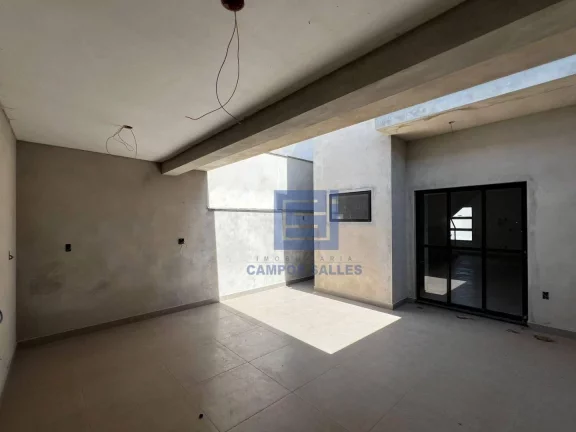 Imagem Casa com 2 dormitórios à venda, 100 m² por R$ 550.000 - Lavras de Baixo - Socorro/SP