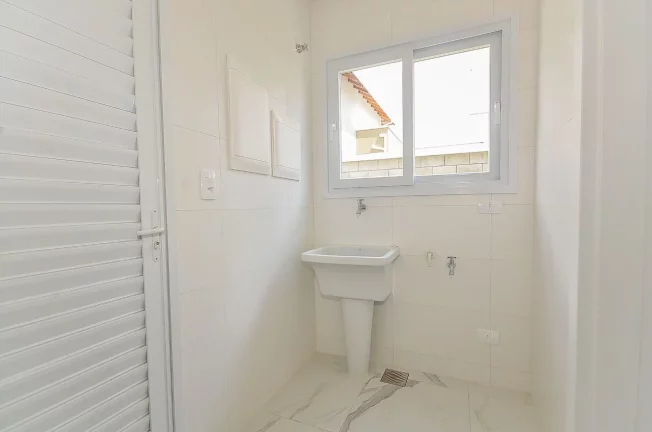Imagem Casa à Venda em Condomínio – 3 Quartos, 1 Suíte, 131m², Campo Comprido, Curitiba