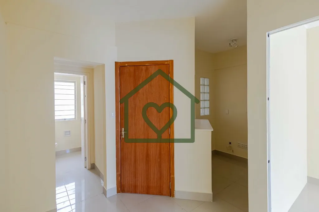 Imagem Sala de 47 m² localizada na Rua José de Alencar, em Porto Alegre. Preço e disponibilidade do imó...