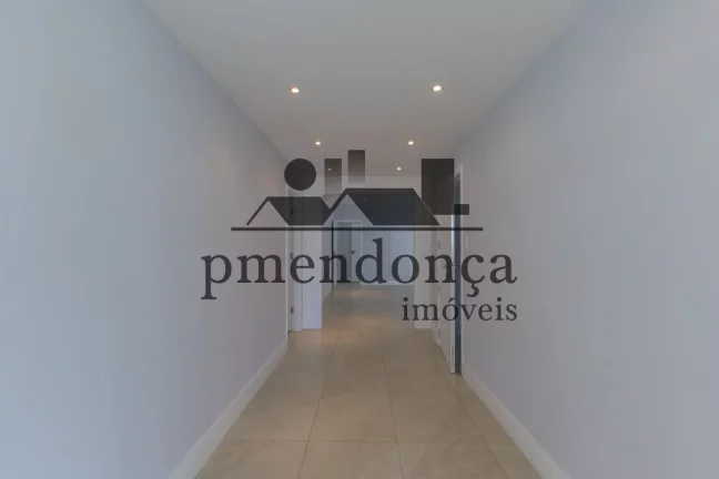 Imagem Apartamento na Rua Conselheiro Brotero com 3 quartos (1 suíte) e 2 vagas, 164 m² todo reformado