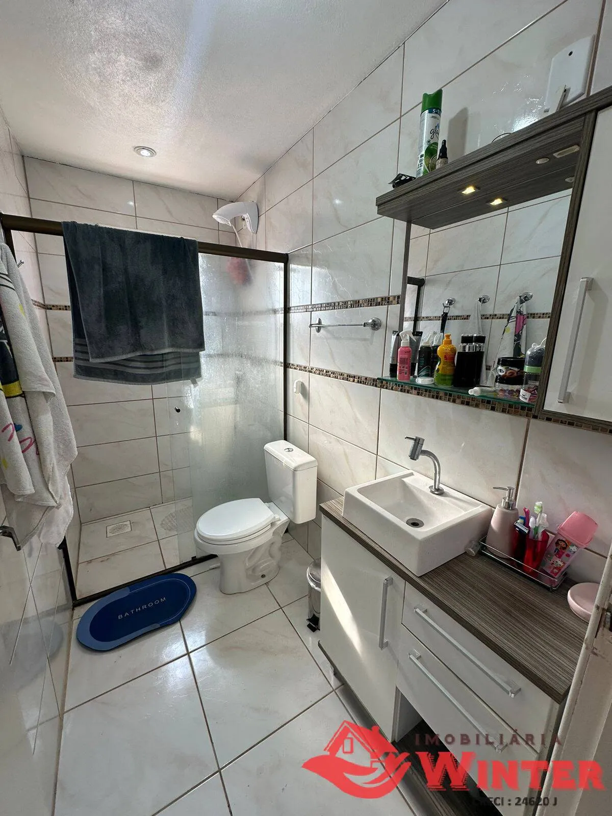 Imagem Chácara com 10.258 m2 com casa.