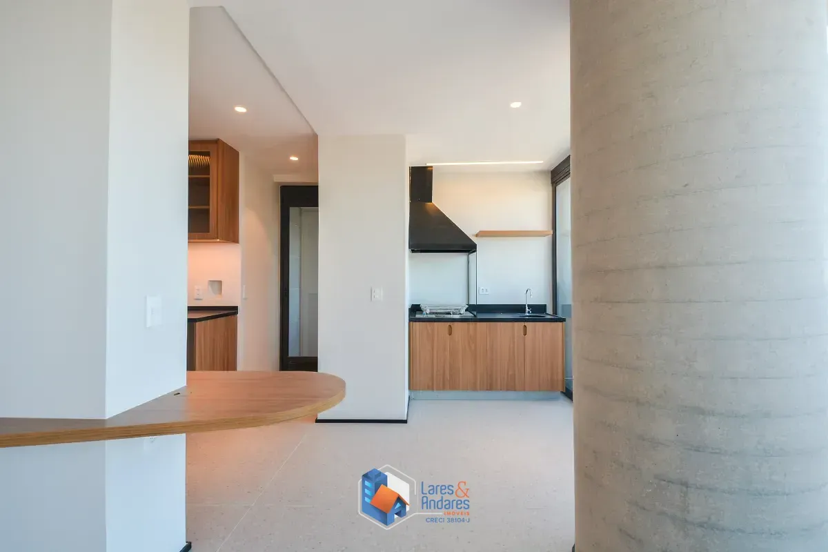 Imagem Apartamento para venda e locação em Pinheiros com 3 quartos, sendo 3 suítes, 178m²