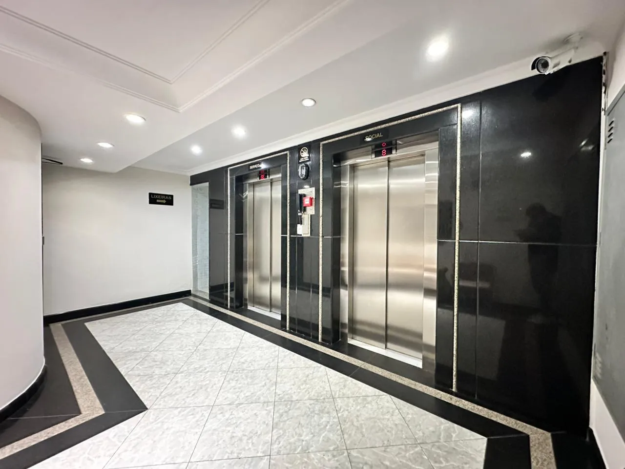 Imagem Apartamento com vista para o mar à venda com 1102m2 por R$ 2.590.000,00