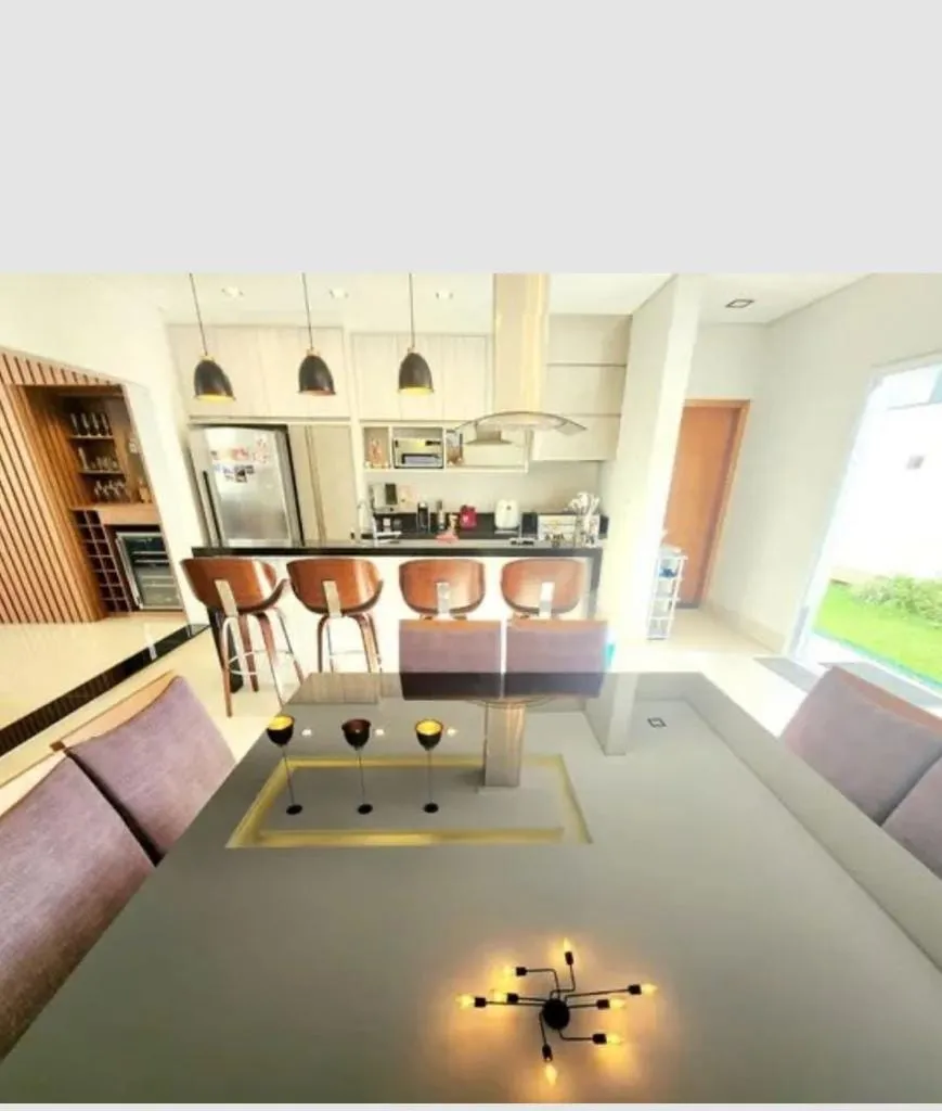 Imagem Casa à venda 3 Quartos, 1 Suite, 2 Vagas, 300M², Piracangaguá, Taubaté - SP | Condomínio Ouroville