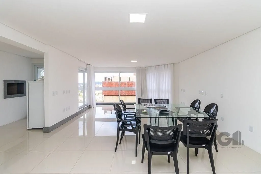 Imagem Excelente cobertura de 238m² com 3 dormitórios e 2 vagas.