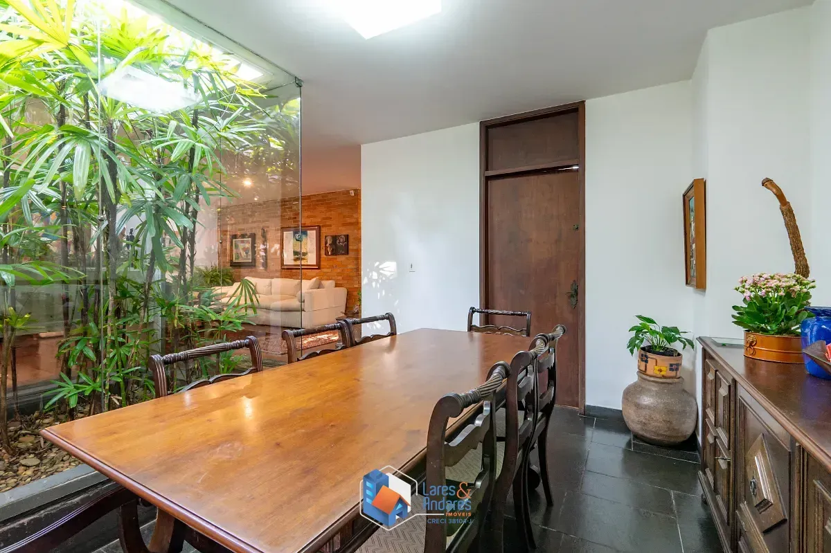Imagem Casa para venda em Jardim Leonor com 4 quartos, sendo 4 suítes, 571m²