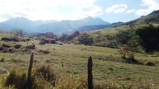 Imagem Chácara à venda Zona Rural, Cruzeiro - SP