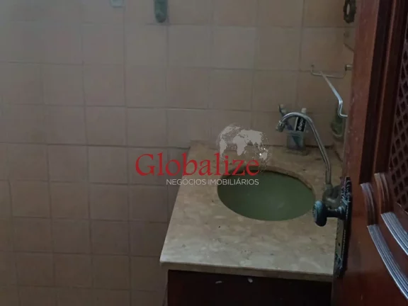 Imagem Terreno com quintal grande no bairro da Ponta da Praia em Santos (SP) por R$.1.150.000,00 !