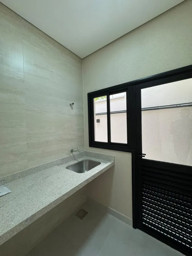 Imagem Casa em Condomínio para Venda em Hortolândia, Residencial Jardim de Mônaco, 3 dormitórios, 1 suíte, 3 banheiros, 4 vagas