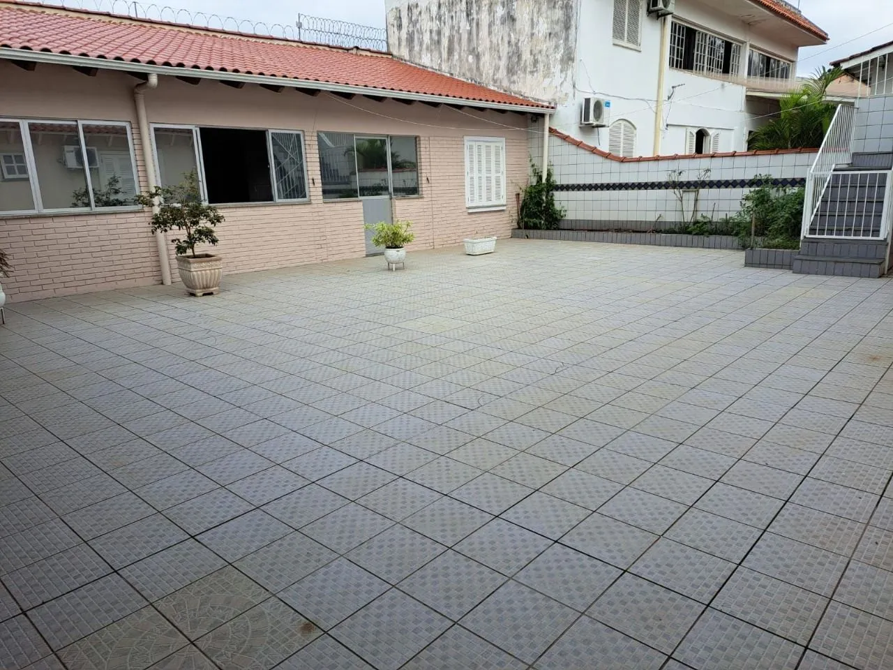 Imagem Sobrado 4 dormitorios com Excelente localização