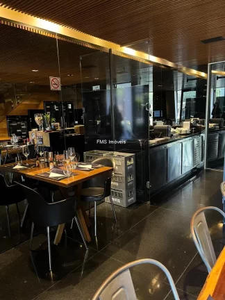 Imagem Loja Comercial para Locação no Itaim Bibi, São Paulo-SP 294m², 8 Vagas de Garagem