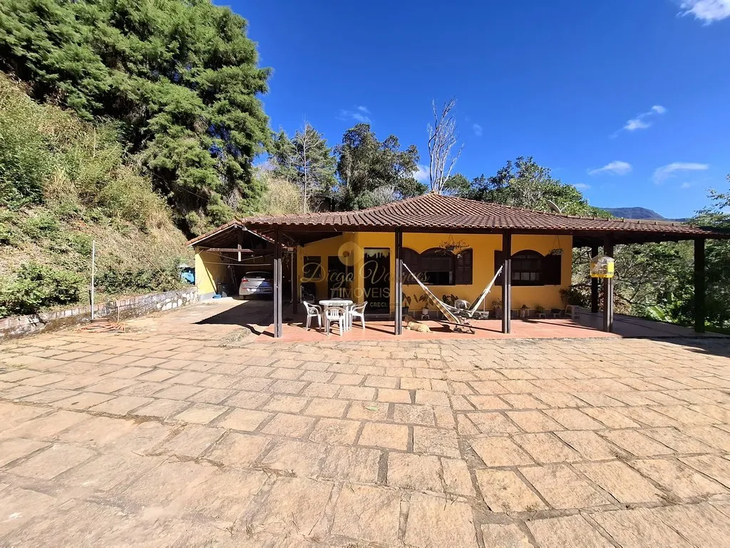 Foto do imóvel Casa para Venda em Teresópolis / RJ em Rua Gustavo Perret