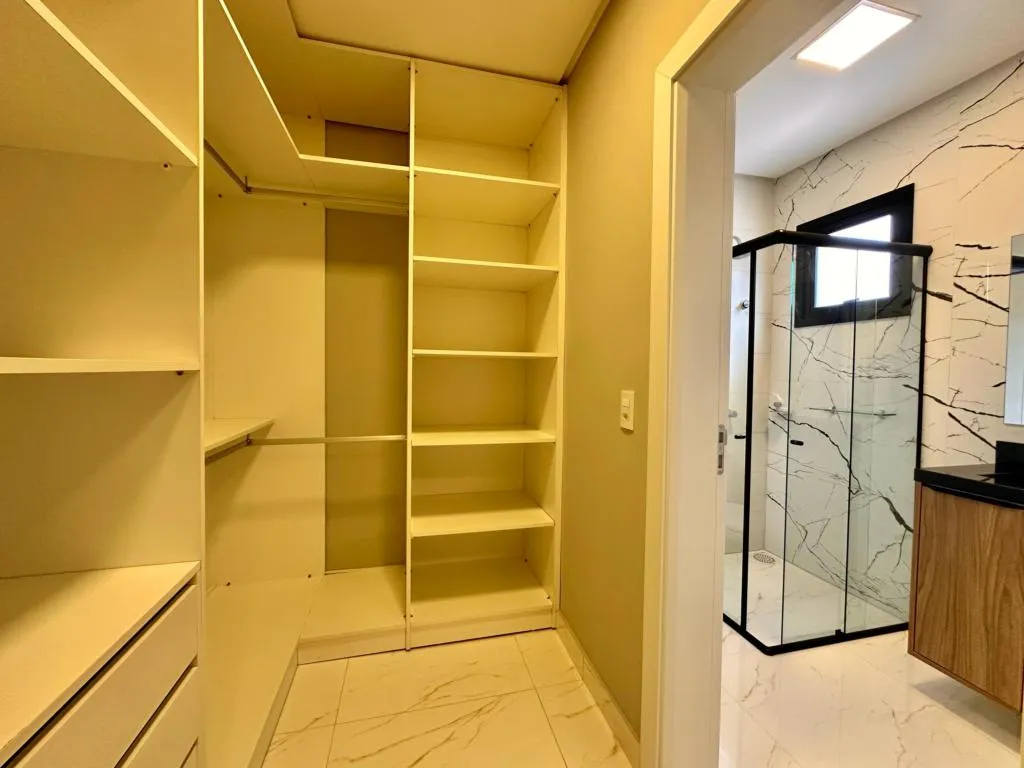 Imagem Casa 3 Dormitórios - Bairro Jardim Beira Mar
