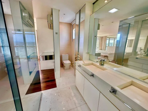 Imagem Cobertura com 4 dormitórios à venda, 400 m² por R$ 8.990.000,00 - Centro - Balneário Camboriú/SC
