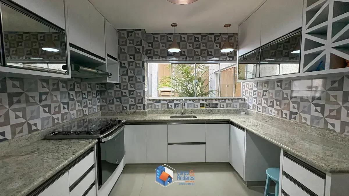 Imagem Casa para venda em Vila Pirituba com 4 quartos, sendo 2 suítes, 288m²