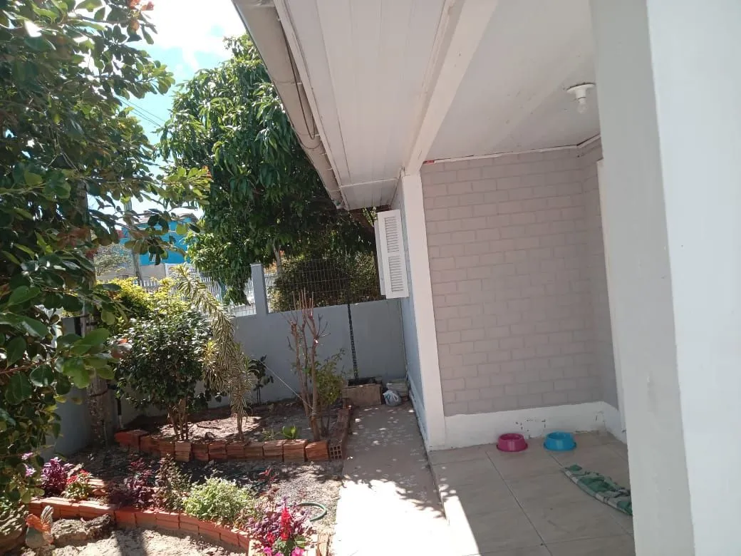 Imagem Casa 2 dormitórios, 1 suíte, 2 vagas
