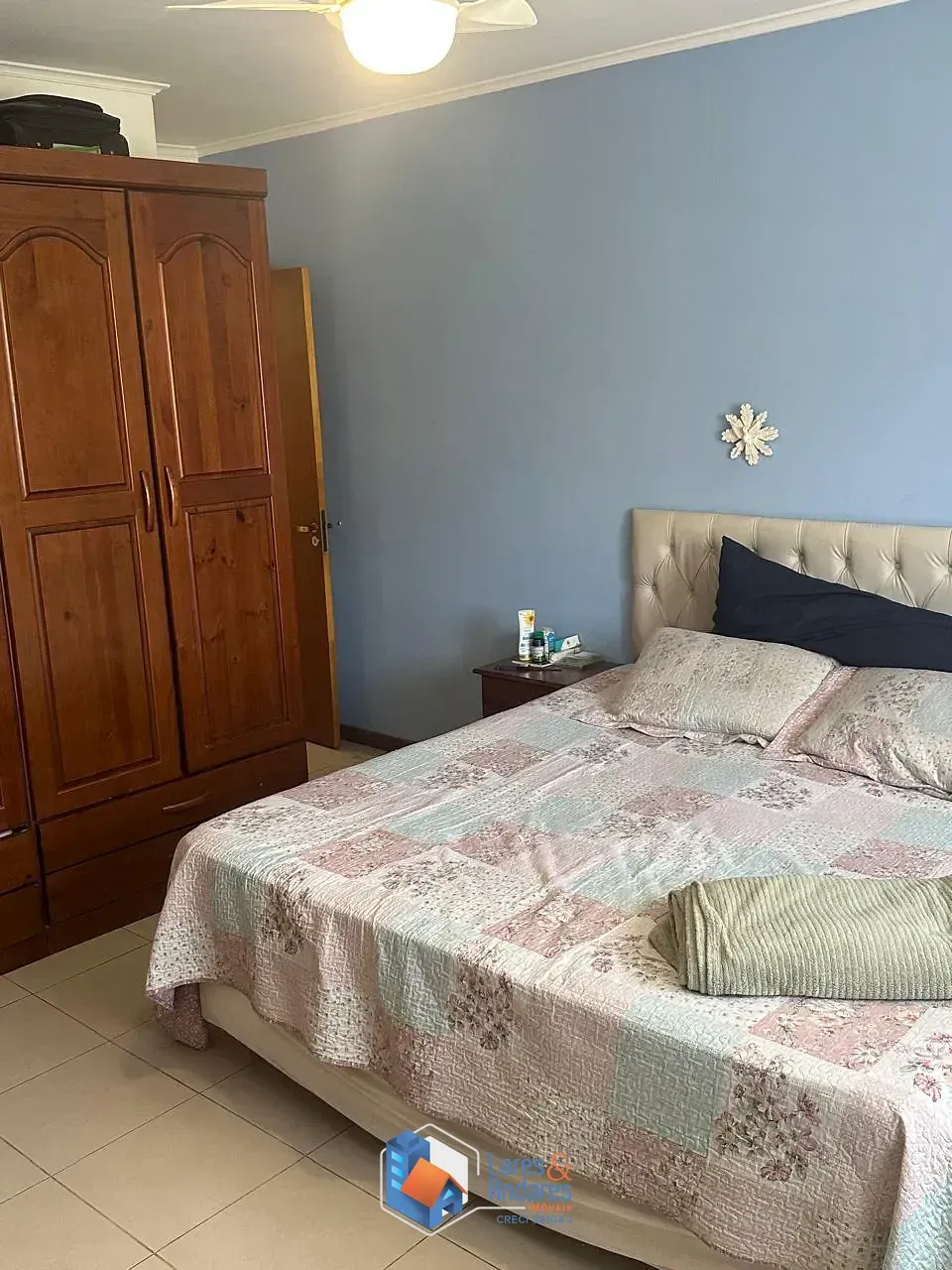 Imagem Casa para venda em Santana com 3 quartos, sendo 3 suítes, 175m²
