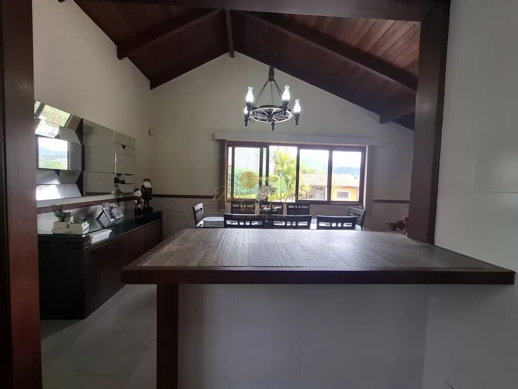 Imagem Casa para Venda em Teresópolis / RJ no bairro Fazendinha