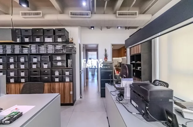 Imagem Excelente Sala Comercial em Jacarepaguá