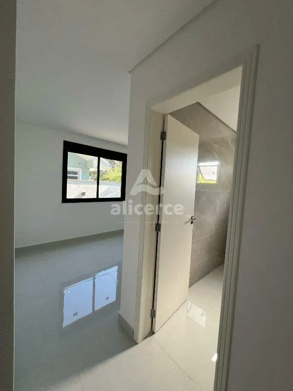Imagem APARTAMENTO NOVO DE ALTO PADRÃO NA PINHEIRA - VIVA A POUCOS METROS DO MAR!