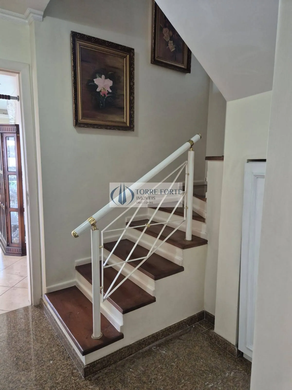 Imagem Ótimo apartamento, 184 m² 4 dormitórios sendo 3 suítes 3 vagas de garagem