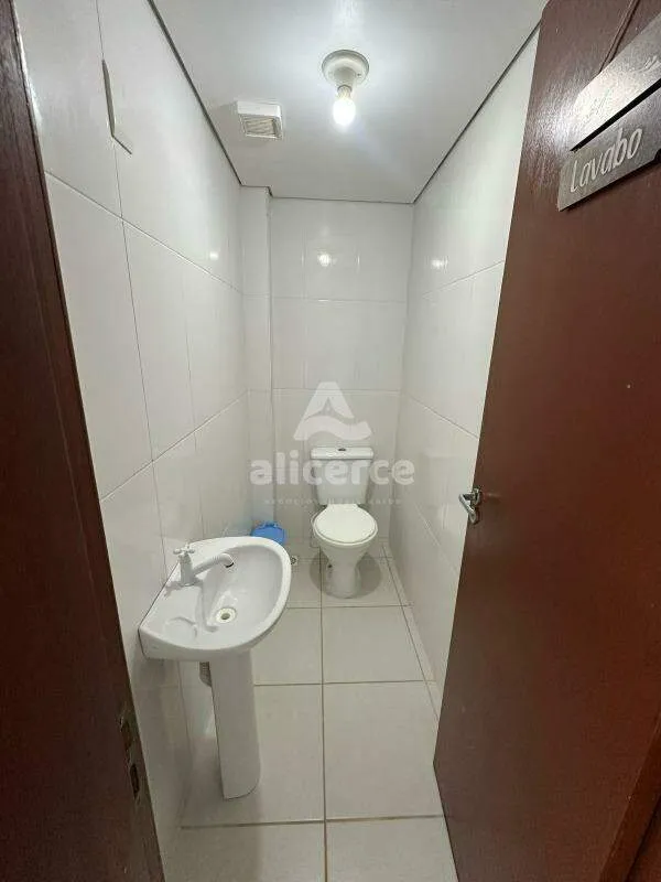 Imagem Sobrado com 2 Dormitórios no Bairro Bela Vista - Conforto e Praticidade em Palhoça