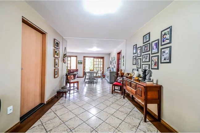 Imagem Casa em Condomínio para venda no bairro Santa Tereza em Porto Alegre