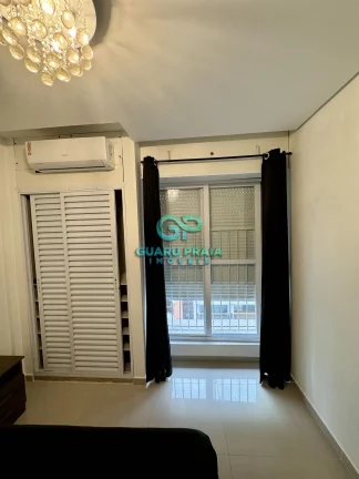Imagem Apartamento à Venda - 100 metros da Praia de Pitangueiras, Guarujá