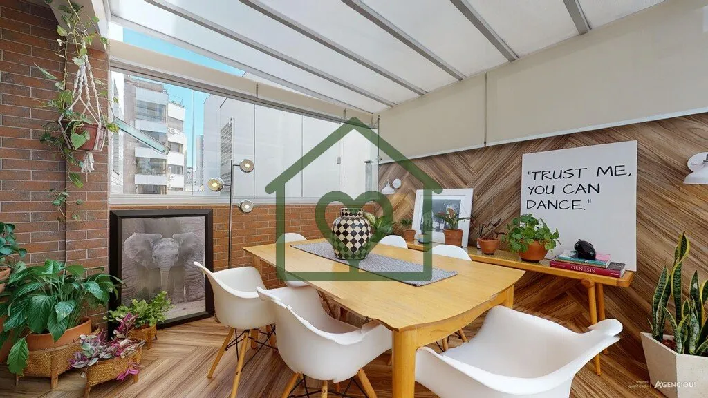 Imagem Amplo apartamento de 100,16 m² distribuídos em uma planta muito sofisticada. O imóvel conta com 2...