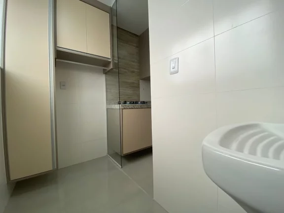 Imagem Sobrado duplex em villagio à venda com 2 suítes e Churrasqueira no bairro Campo Grande de Santos/SP