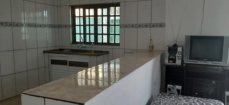 Imagem Casa com 1 Quarto à Venda, 70 m² em Vera Stellaq - Mongaguá