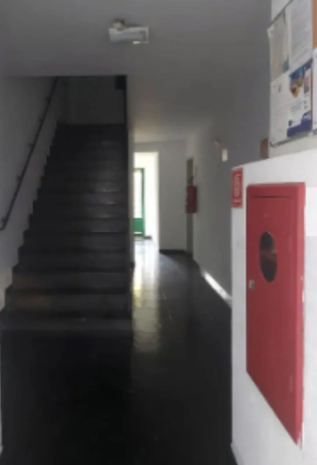Imagem VENDO AMPLO APARTAMENTO DE 02 DORMITÓRIOS NO BAIRRO JARDIM ORLY!