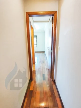 Imagem Apartamento de 5 dormitórios sendo 2 suíte, 6 vagas, com 240m² em Rudge Ramos, São Bernardo do Campo