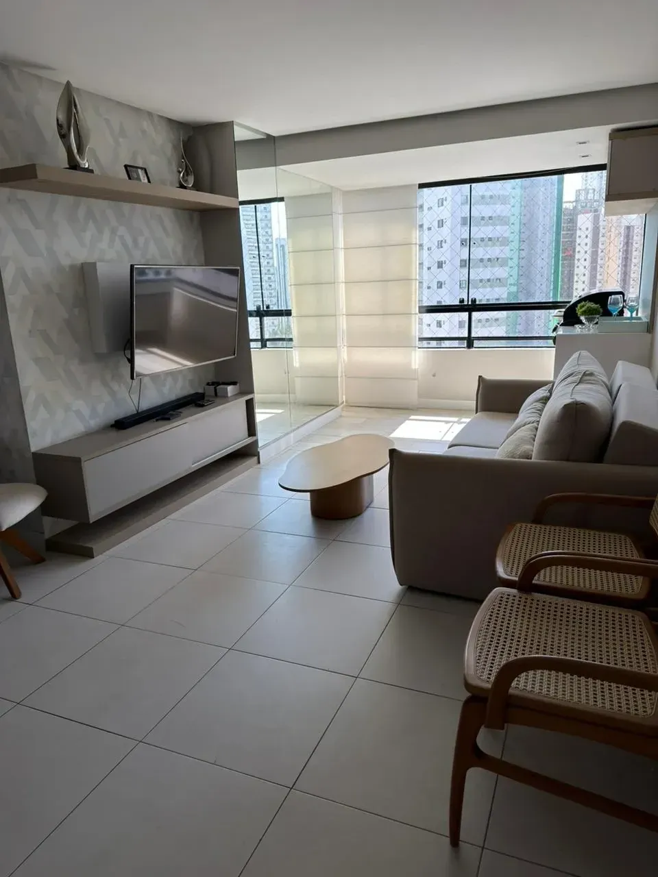 Foto do imóvel Apartamento com 3 Quartos à Venda, 105 m² em Estrada das Ubáias, 79 - Casa Amarela, Recife - PE