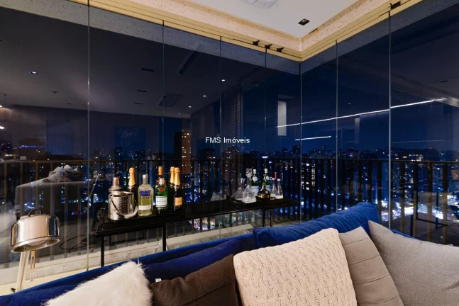 Imagem Apartamento à venda na Vila Nova Conceição, com 2 suítes e 2 vagas