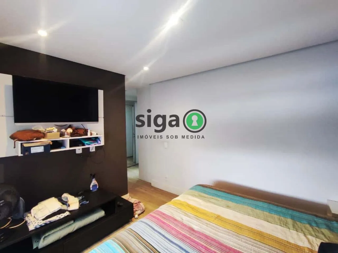 Imagem Apartamento de 185 metros 4 dormitórios 2 suítes 2 vagas
